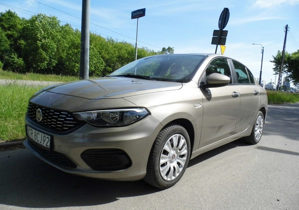 Fiat Tipo cena 34900 przebieg: 165000, rok produkcji 2018 z Łódź małe 22